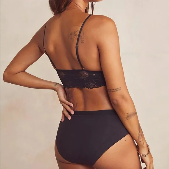 🍒Free People Intimately Everyday Longline Bralette. Black. XS - Picture 3 of 13